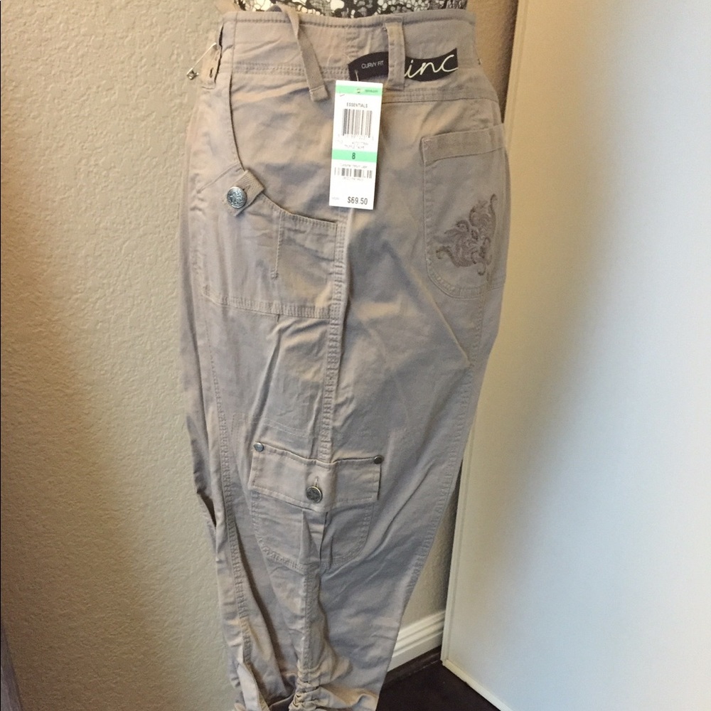 🆕 INC convertible Cargo pants curvy